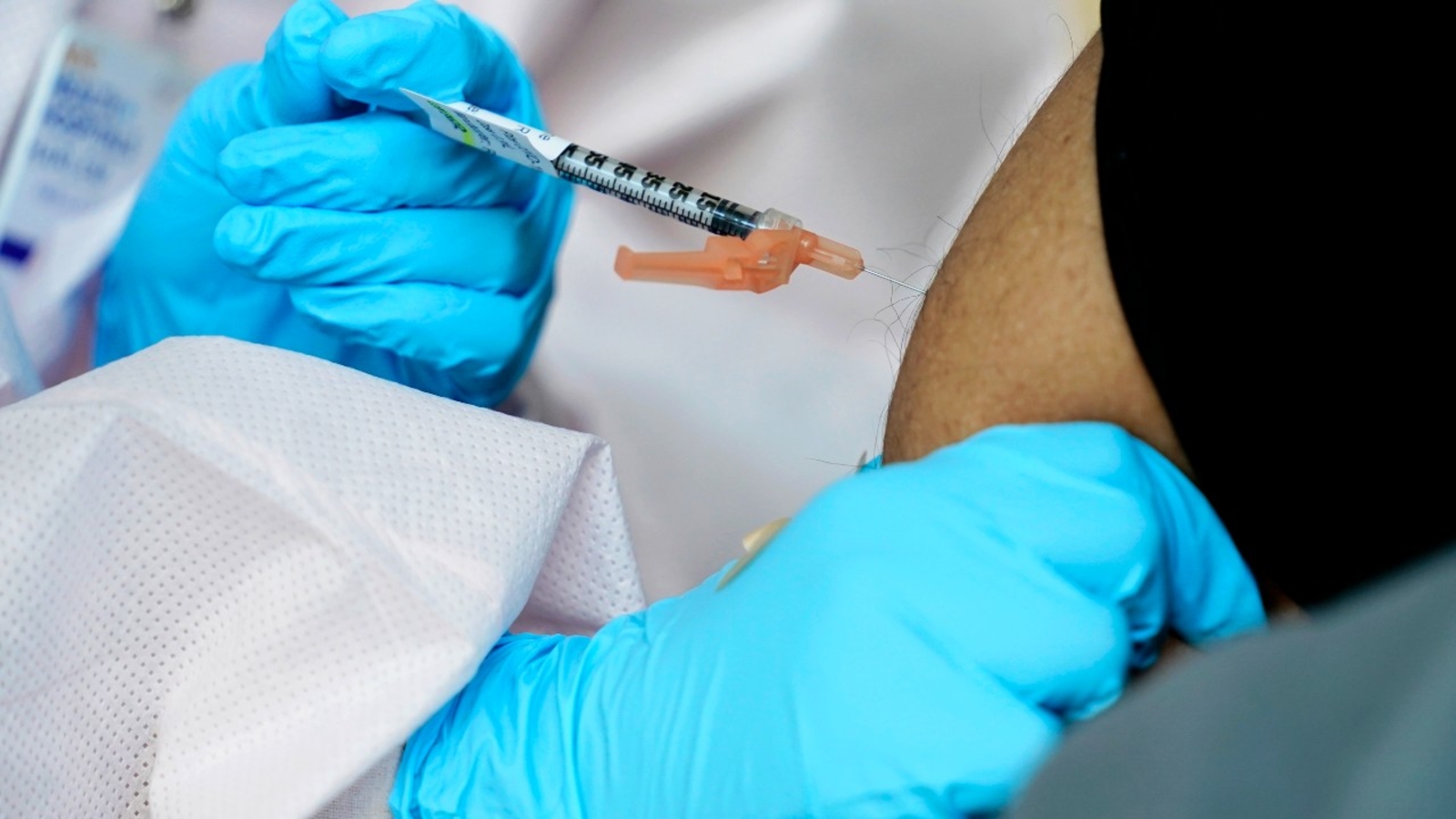 NYC health workers will be required to be vaccinated or tested weekly - andrew cuomo NYC health workers will be required to be vaccinated or tested weekly