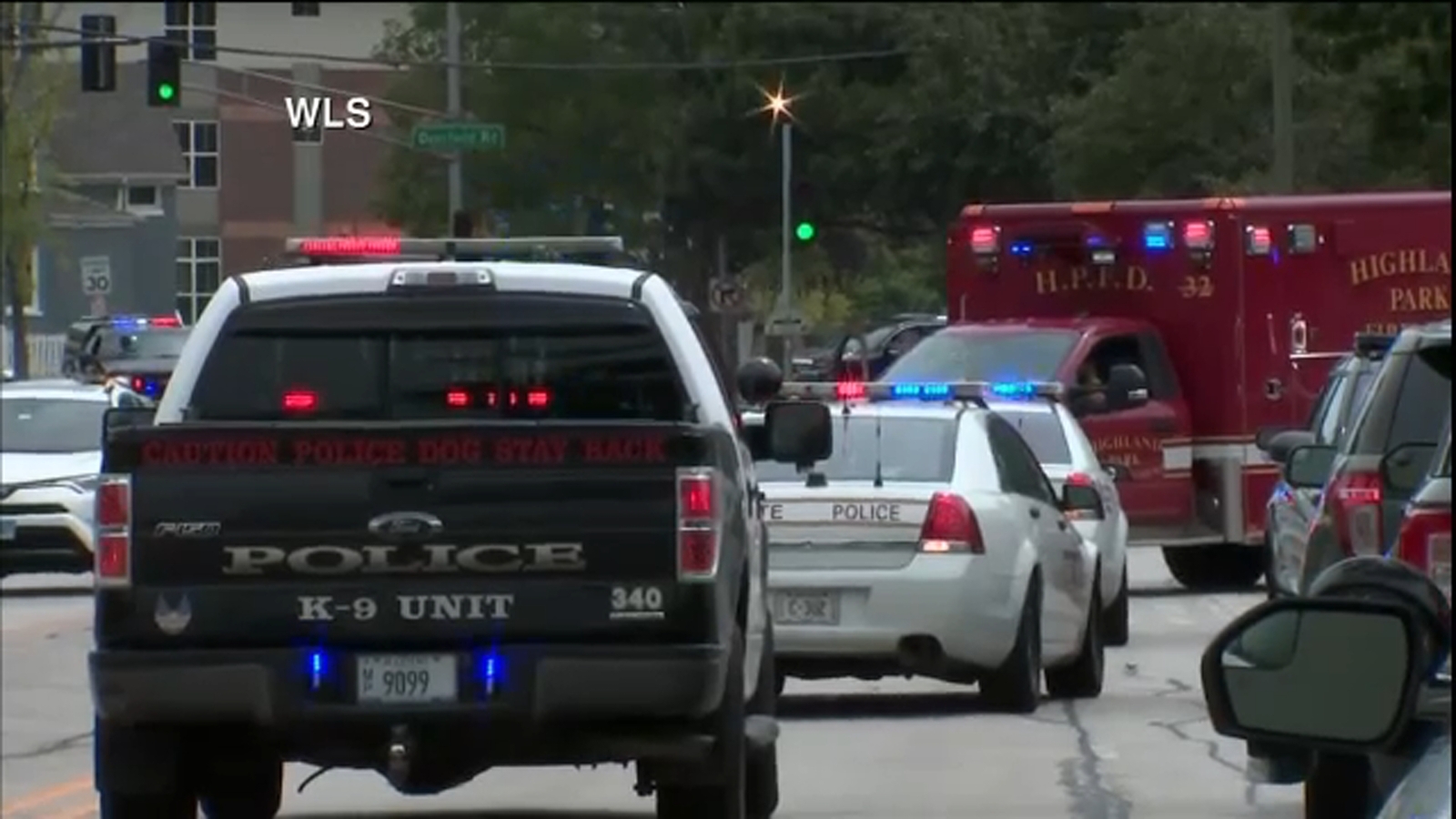 5 dead, 16 hurt in shooting along July Fourth parade route north of Chicago - active shooter 5 dead, 16 hurt in shooting along July Fourth parade route north of Chicago