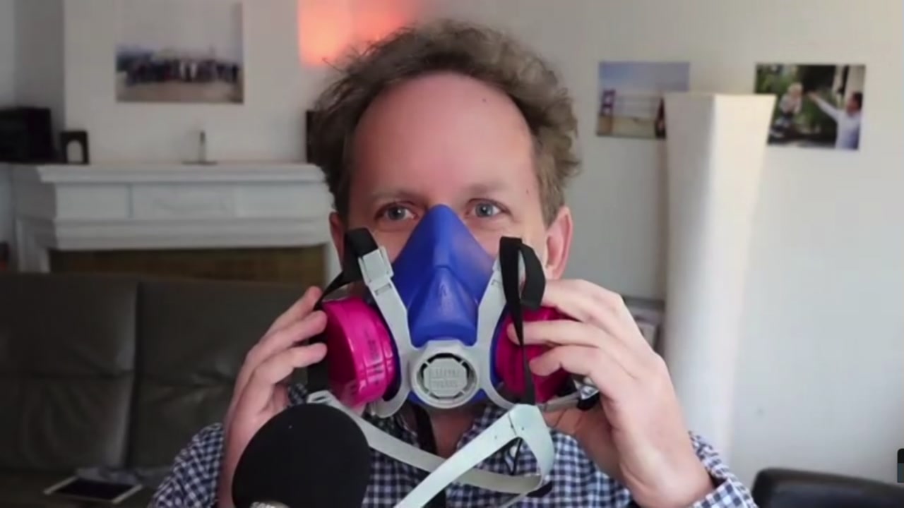 Should you double-up your masks? One expert says 'be cautious'