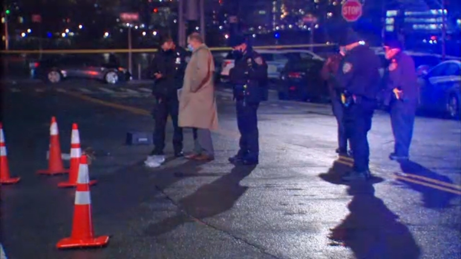 Long Island City shooting leaves 1 man injured; suspect on the loose ...