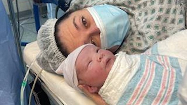 Woman overcomes COVID, gives birth at NYC hospital