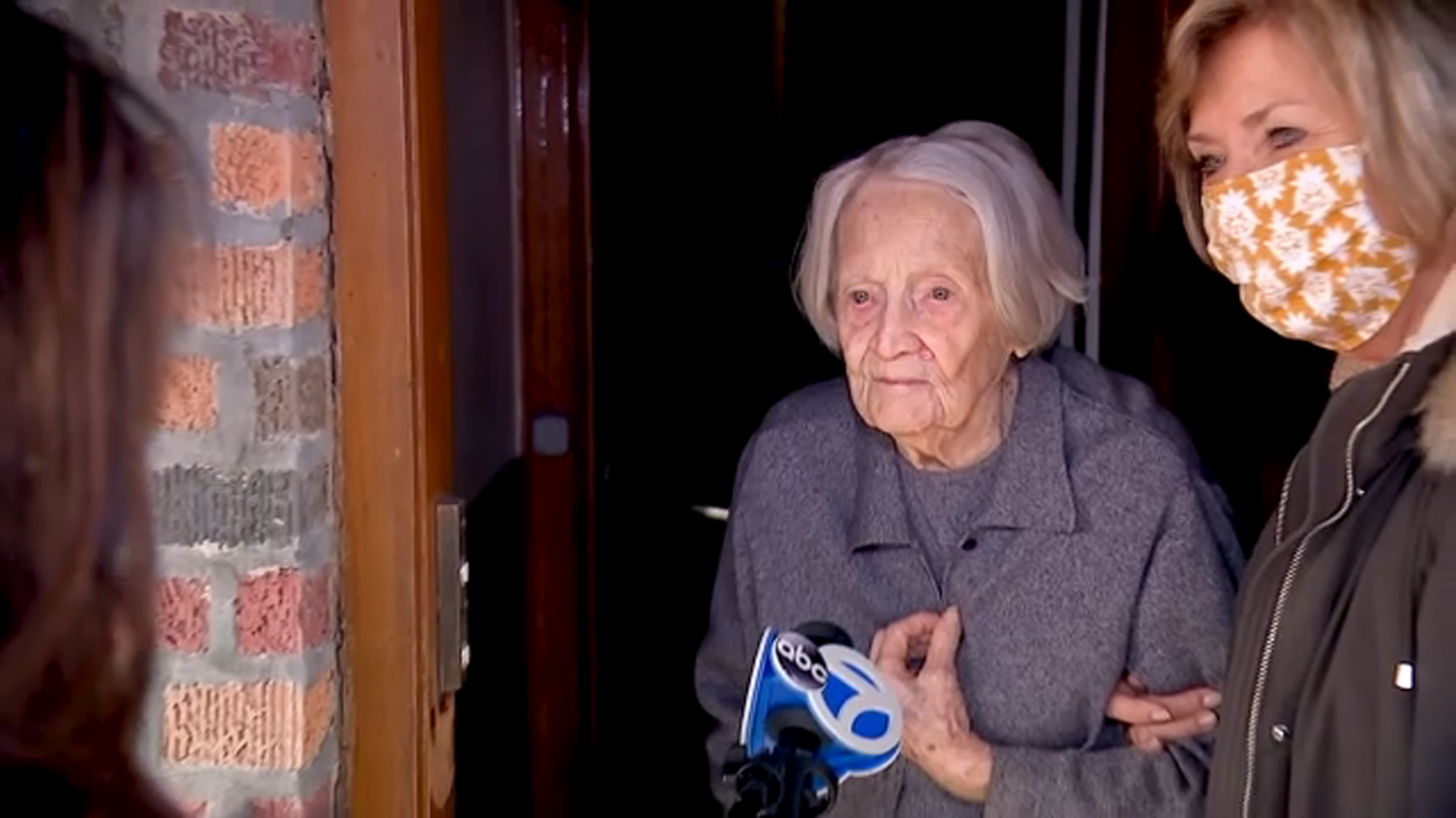 103-year-old gets COVID vaccine, thanks to 7 on your Side