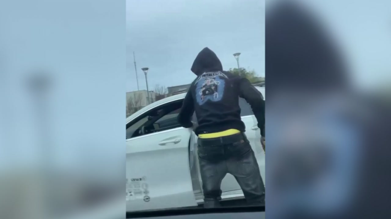 Daytime Alameda robbery linked to other Bay Area incidents