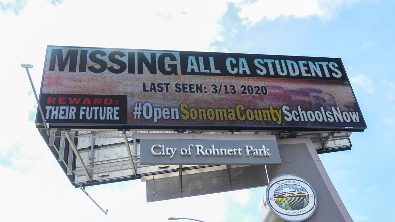 Billboard sparks school reopening controversy in North Bay