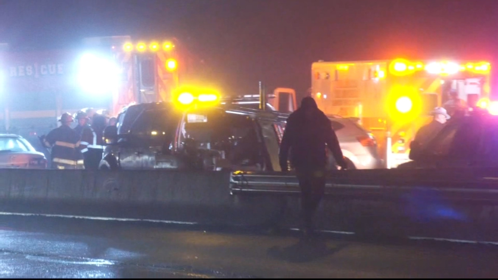 Schuylkill Expressway Crash 2 hospitalized after multivehicle