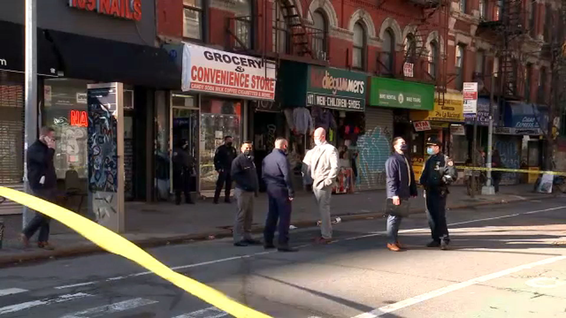 75-year-old woman shot in buttocks in Manhattan