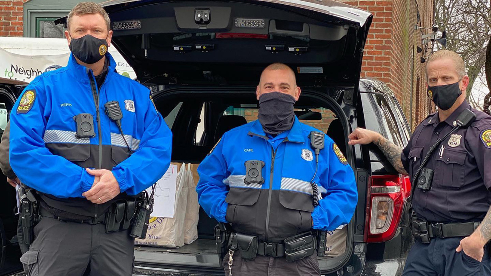 Be Kind: Greenwich police make crucial deliveries after charity's buses vandalized - Vimarsana News