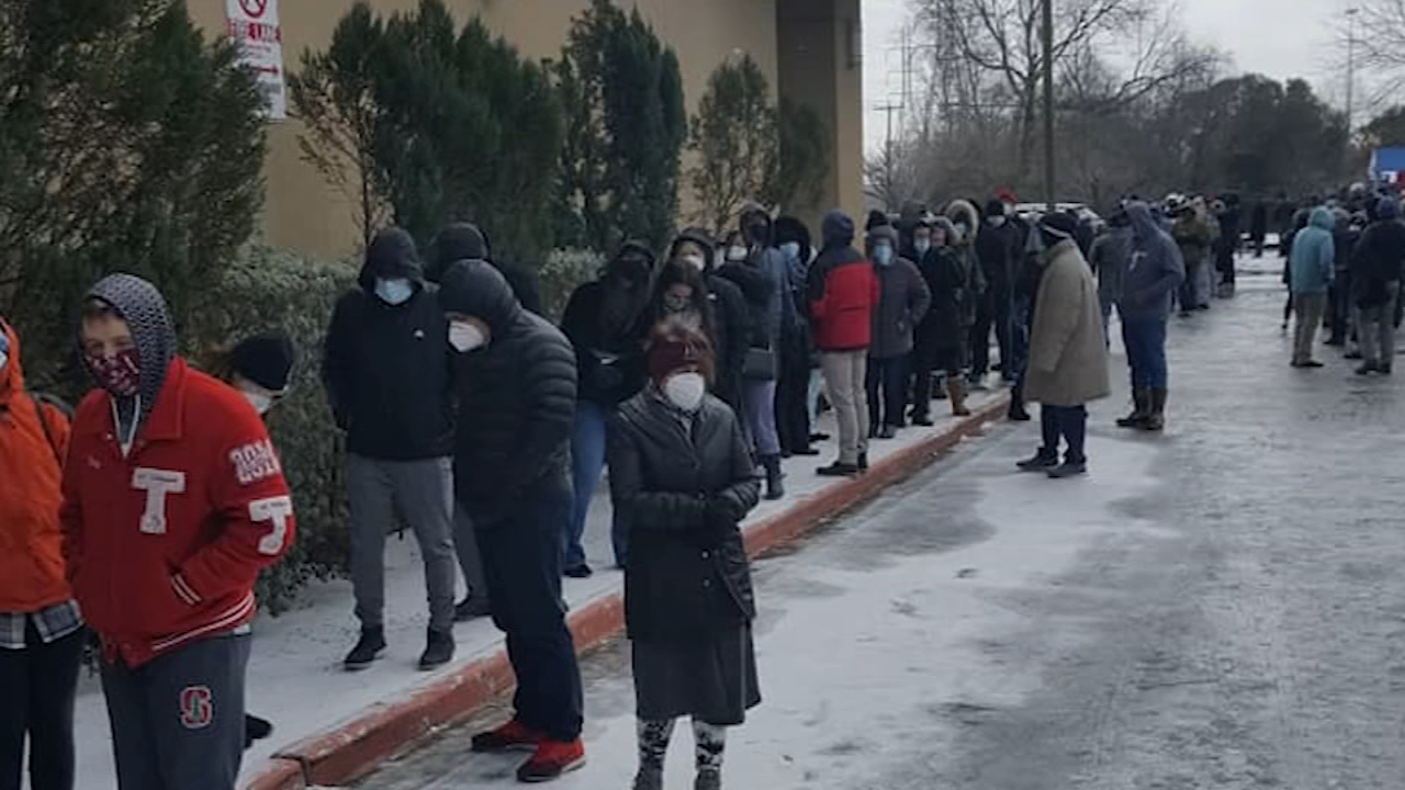 Texas synagogue got hundreds vaccinated amid outages