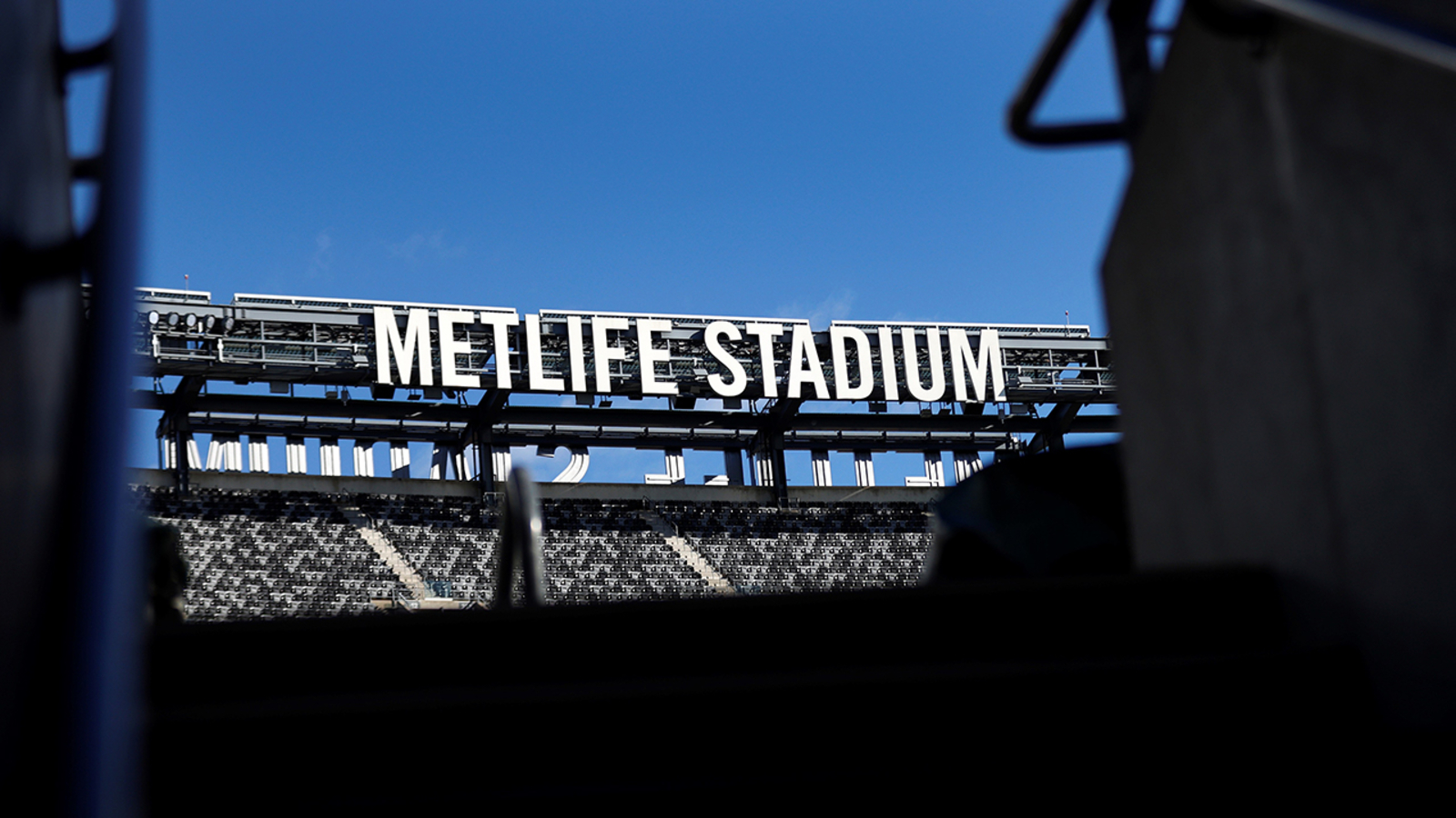 New Jersey Transit seeking fix to rail delays at MetLife Stadium - Vimarsana News