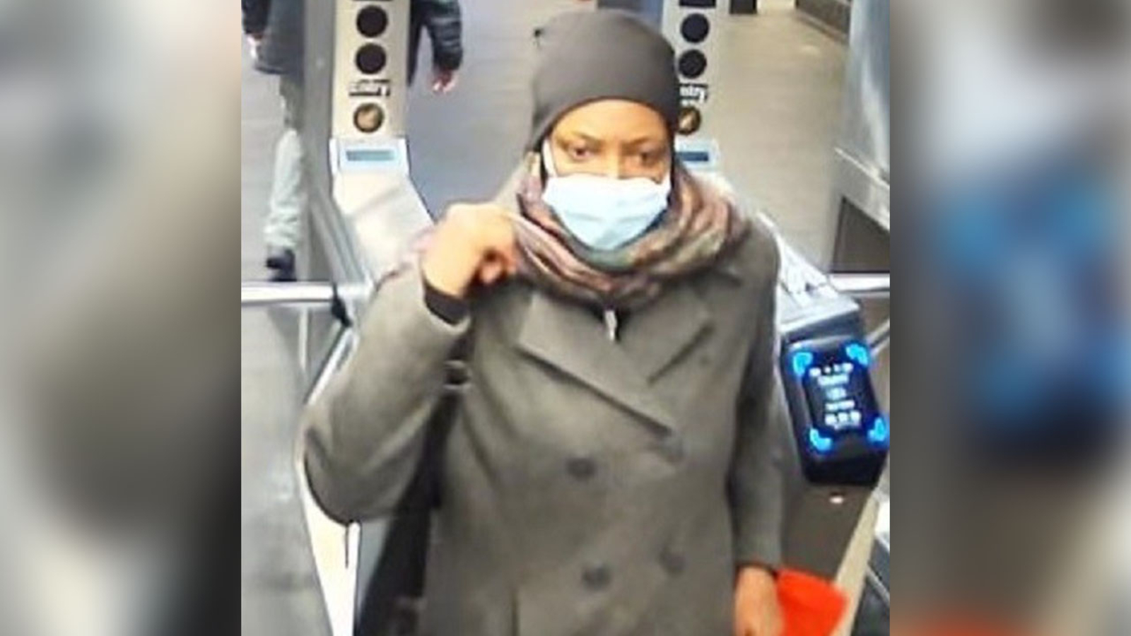 Man stabbed in back on NYC subway after woman told him to 'stay safe,' police say - Vimarsana News