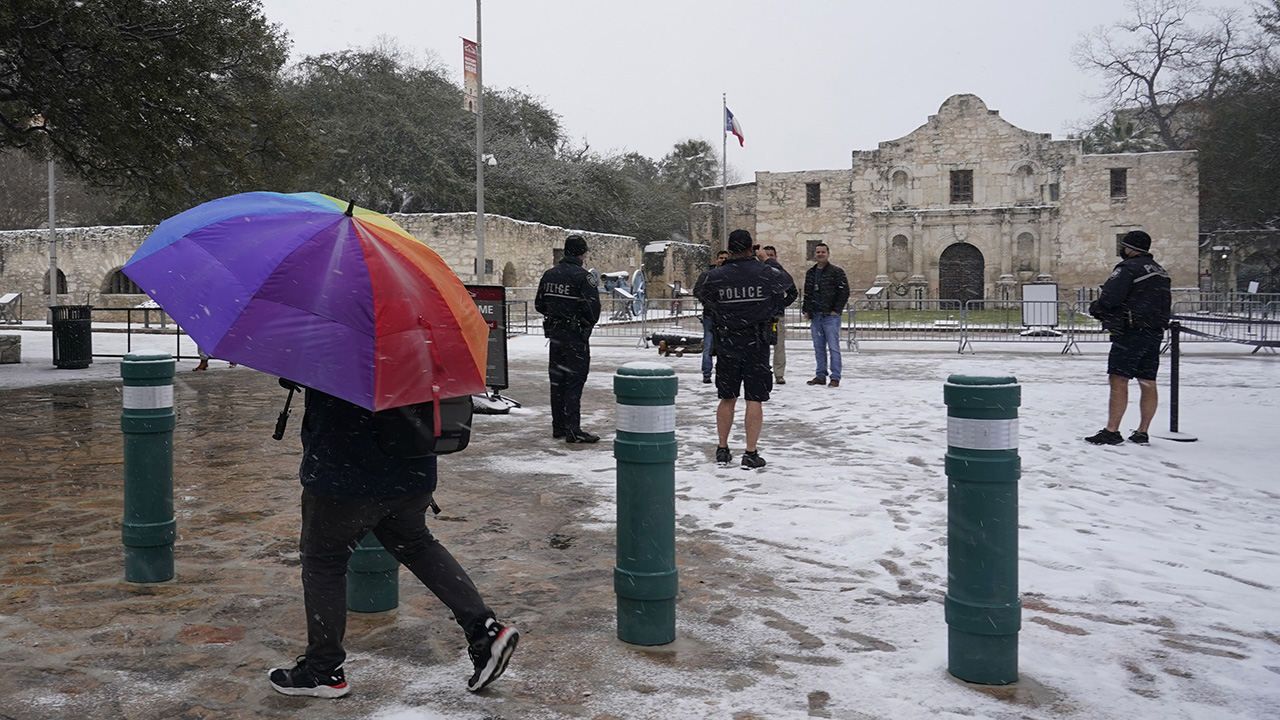 Electricity bills skyrocket for some Texans as the water crisis continues
