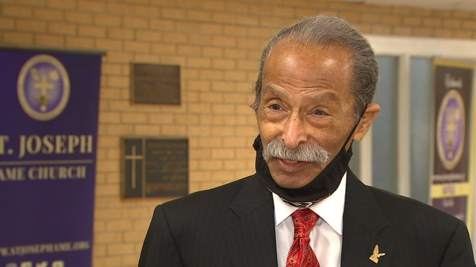 Durham church honors civil rights pioneer Mickey Michaux - Vimarsana News