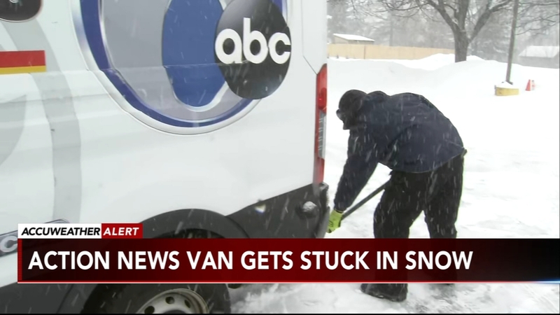 Snow Angels Help Dig Out Action News Van 6abc Philadelphia