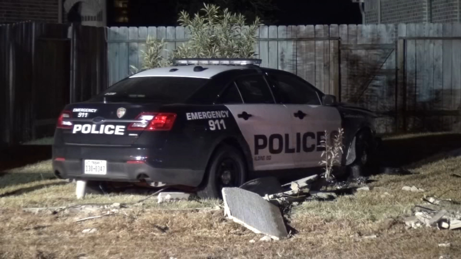 Aldine ISD officer run off road and pushed into brick wall, search for black Camaro - Vimarsana News