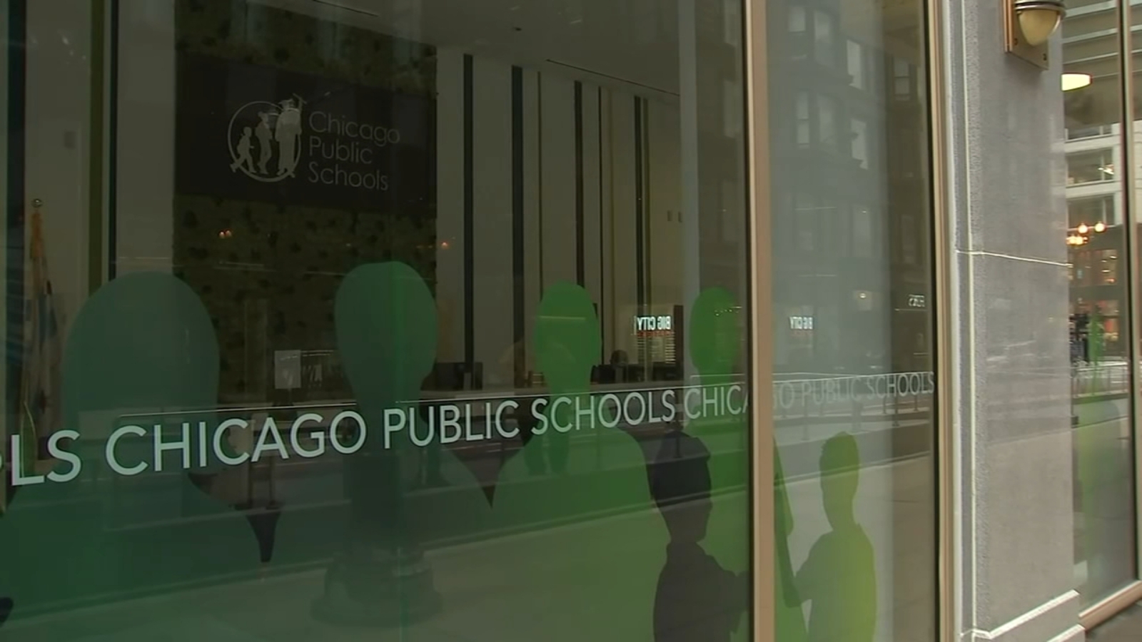 Chicago Public Schools aims to reopen high schools by end of school year, CEO Janice Jackson says - Vimarsana News