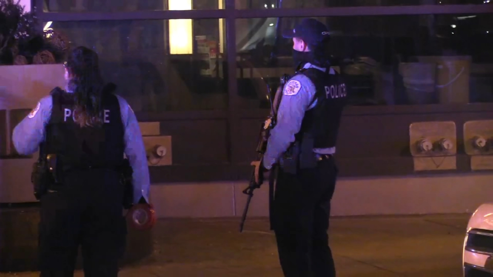 Loop stabbing leaves man injured in Chicago downtown crime - Vimarsana News