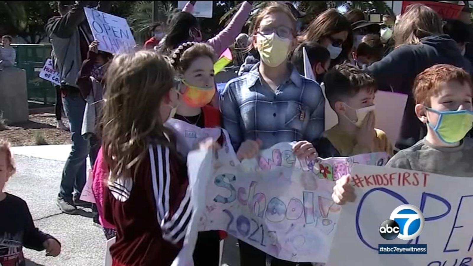 LAUSD parents, students rally in Westwood to reopen schools after ...
