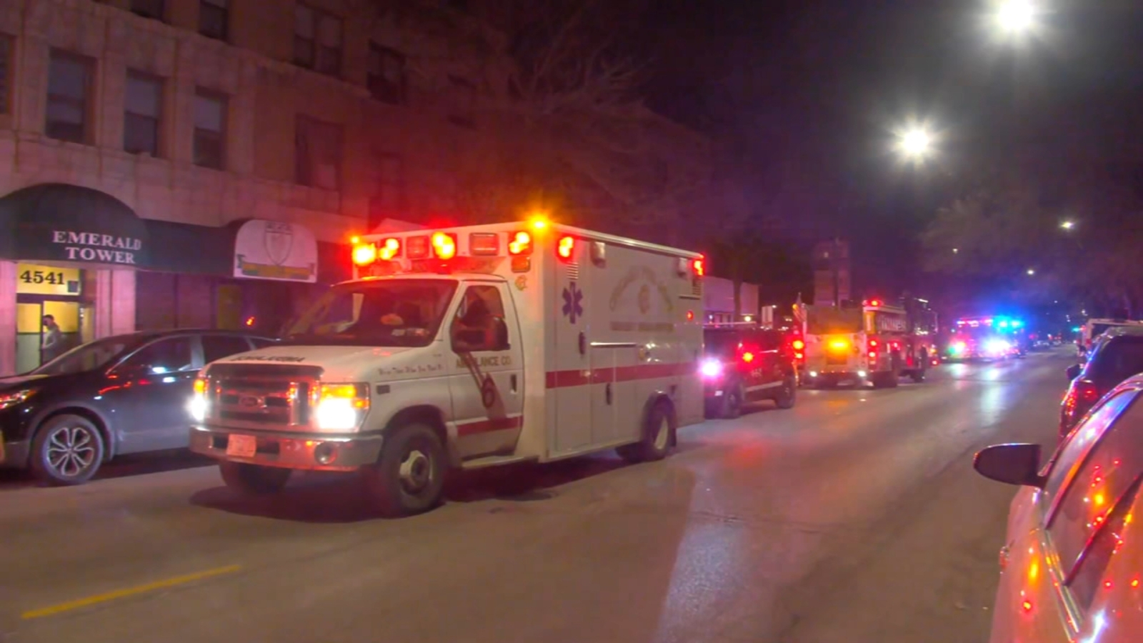 Uptown carbon monoxide leak leaves 4 hurt in North Sheridan high-rise, Chicago fire officials say - Vimarsana News