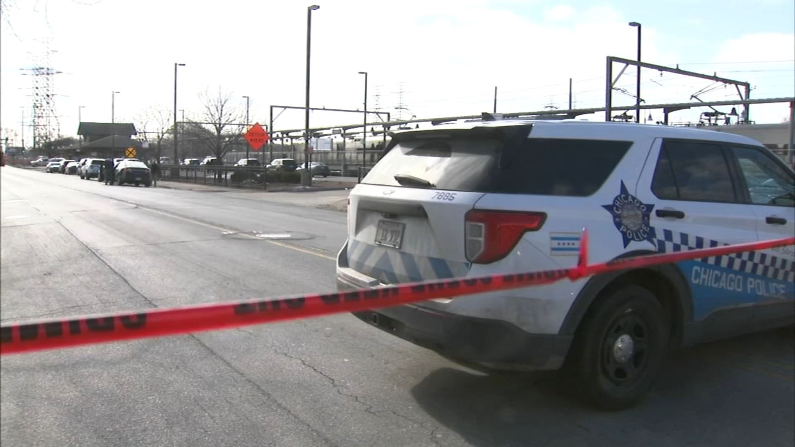 Chicago shooting: South Shore Line police officer injured, man shot on ...
