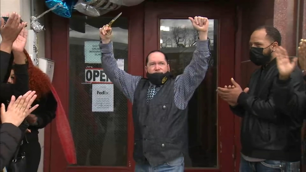 Ex-gang member opens resource center in Avalon Park