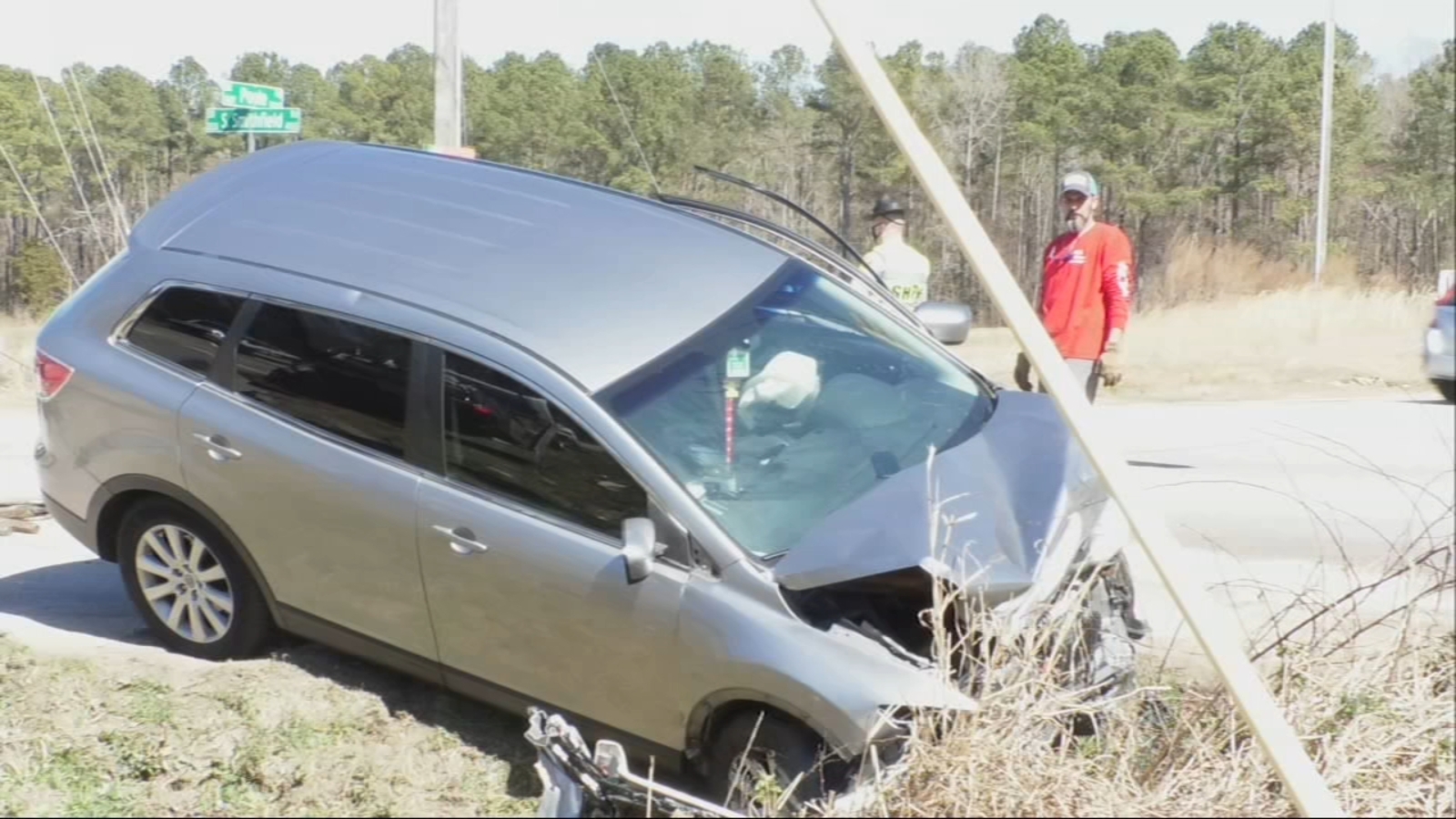 Knightdale Crash Nash County High Speed Chase Ends When Driver Crashes In Knightdale 1 Woman In Critical Condition Abc11 Raleigh Durham