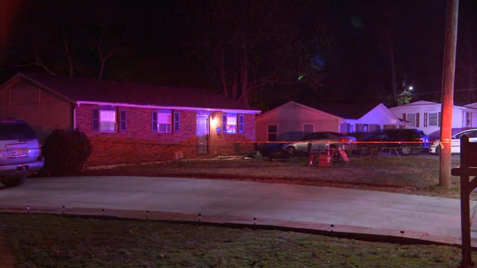 Woman Shot Man Who Was Breaking Into Her Durham Home Police Say Abc11 Raleigh Durham