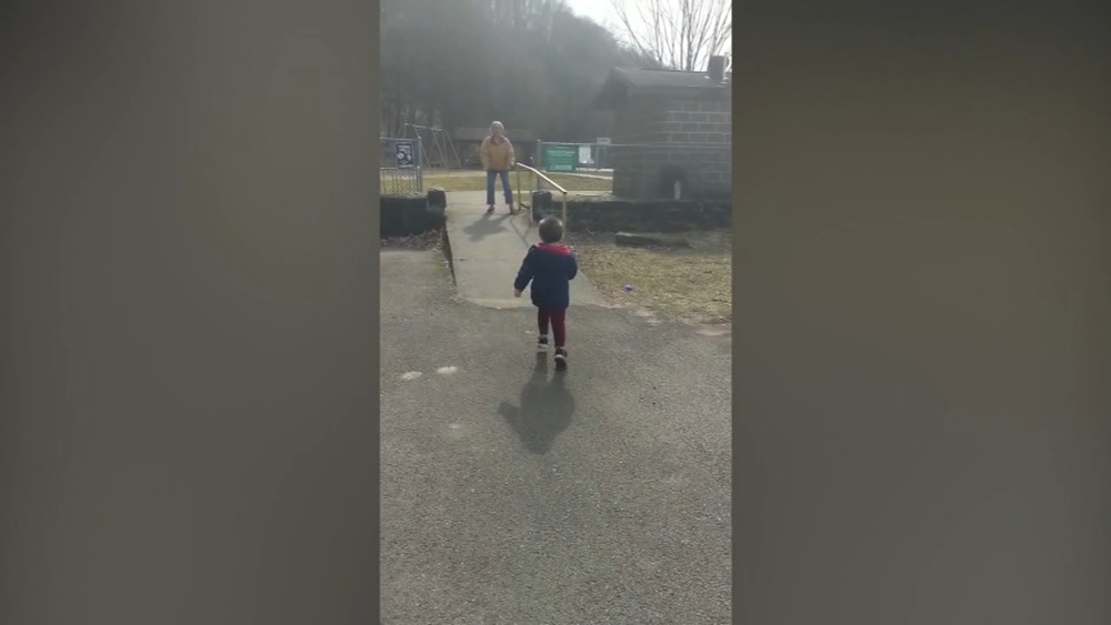 Boy, 3, runs to give grandma hug after she received COVID vaccine