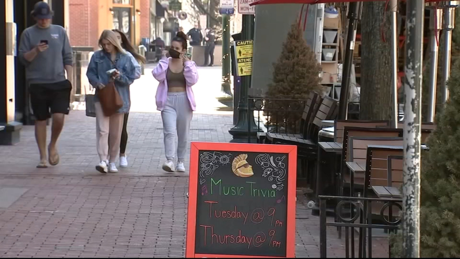 Suburban Philly restaurants take advantage of warm weather to welcome customers - Vimarsana News