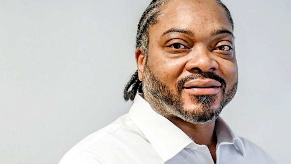 Man sues Hertz over receipt that cleared him of murder