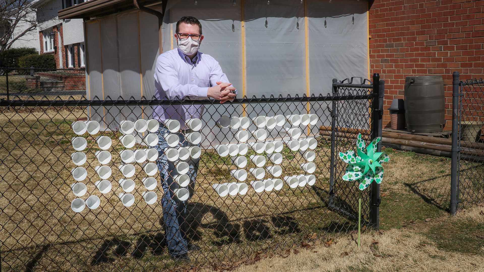 Middle school teacher creatively keeps count of days since pandemic began