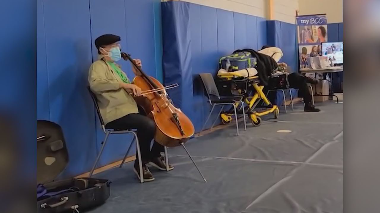 Yo-Yo Ma celebrates vaccine by playing cello for others waiting for shot