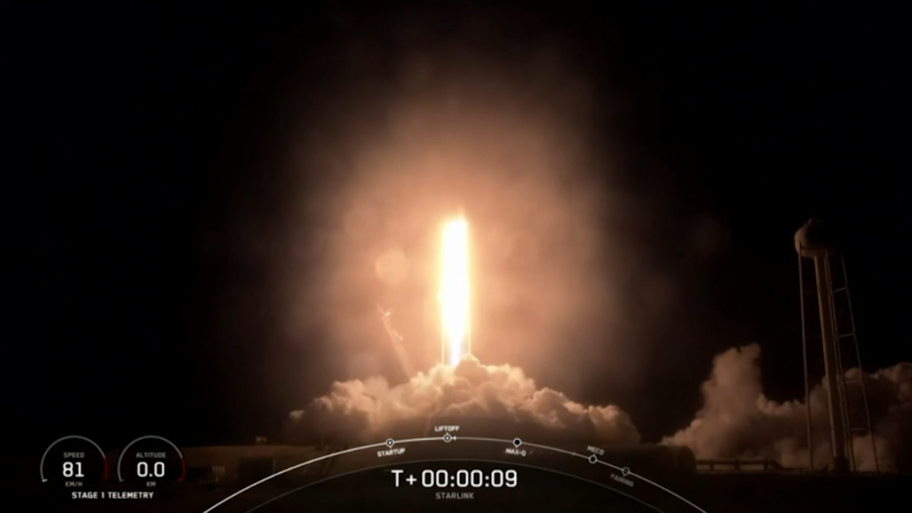 SpaceX rocket launches more Starlink satellites