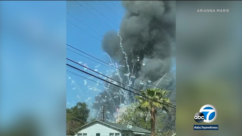 2 killed in fireworks explosion, fire at Ontario home