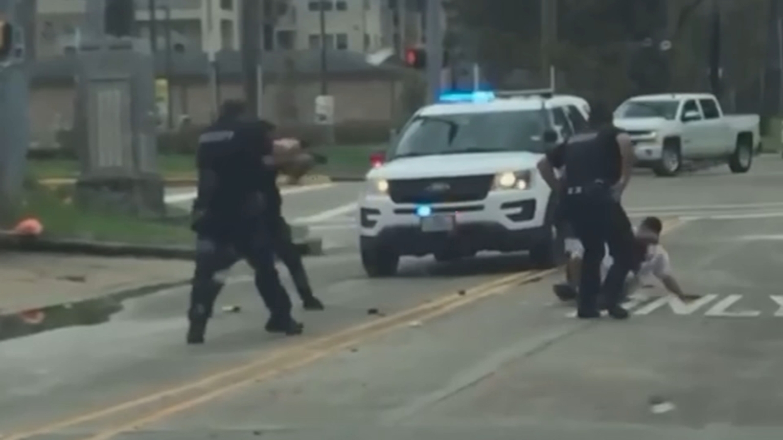 Harris County Deputy And Cadet Trainee Shoot And Kill Man With Knife In Cypress Abc13 Houston