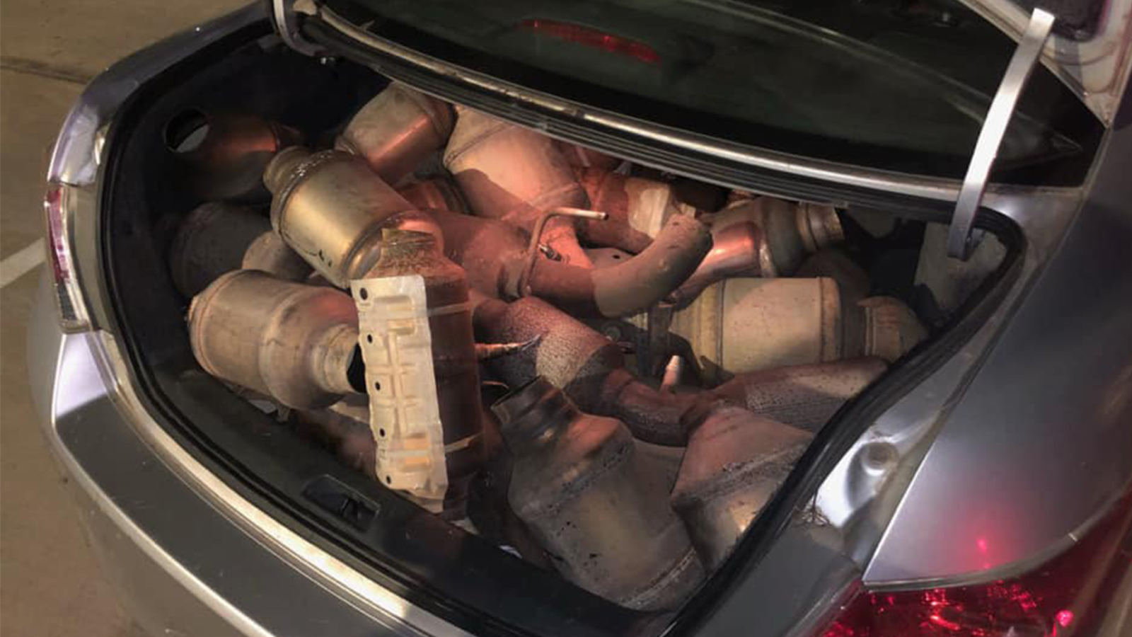 Harris County deputies recover 32 stolen catalytic converters during