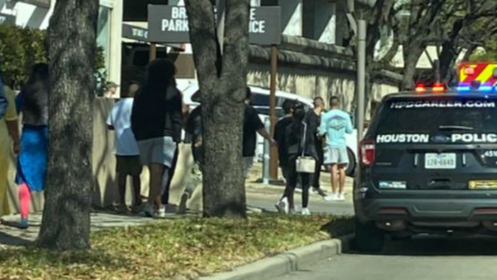 Police says no evidence of shooting found at Galleria Mall after panic