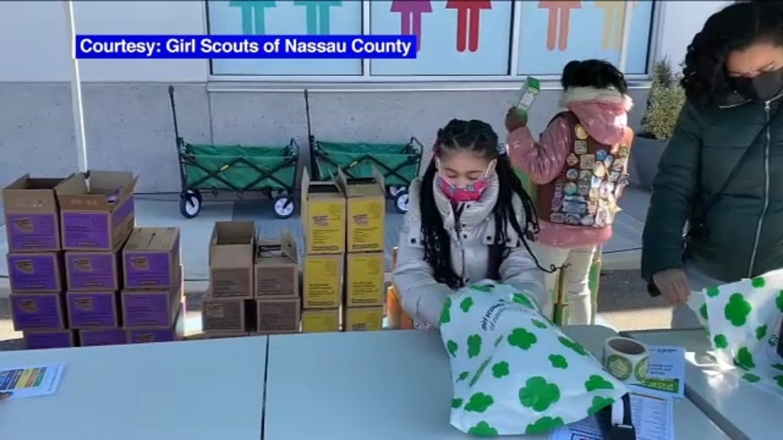 Girl Scouts set up drivethru operation to sell cookies on Long Island