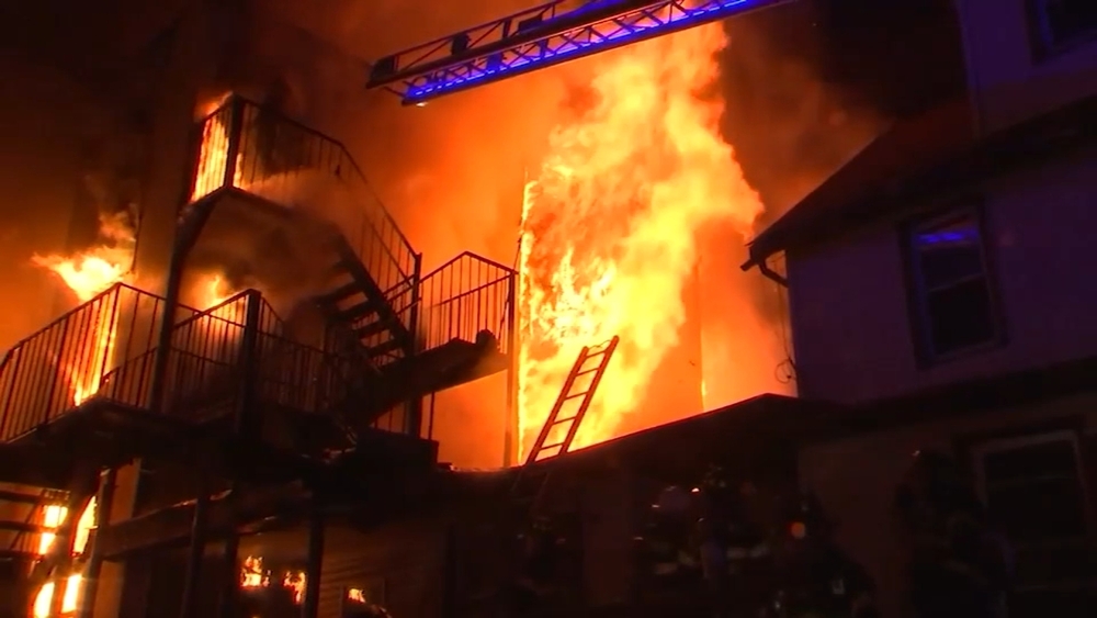 1 dead, firefighter missing in fire at NY assisted living facility