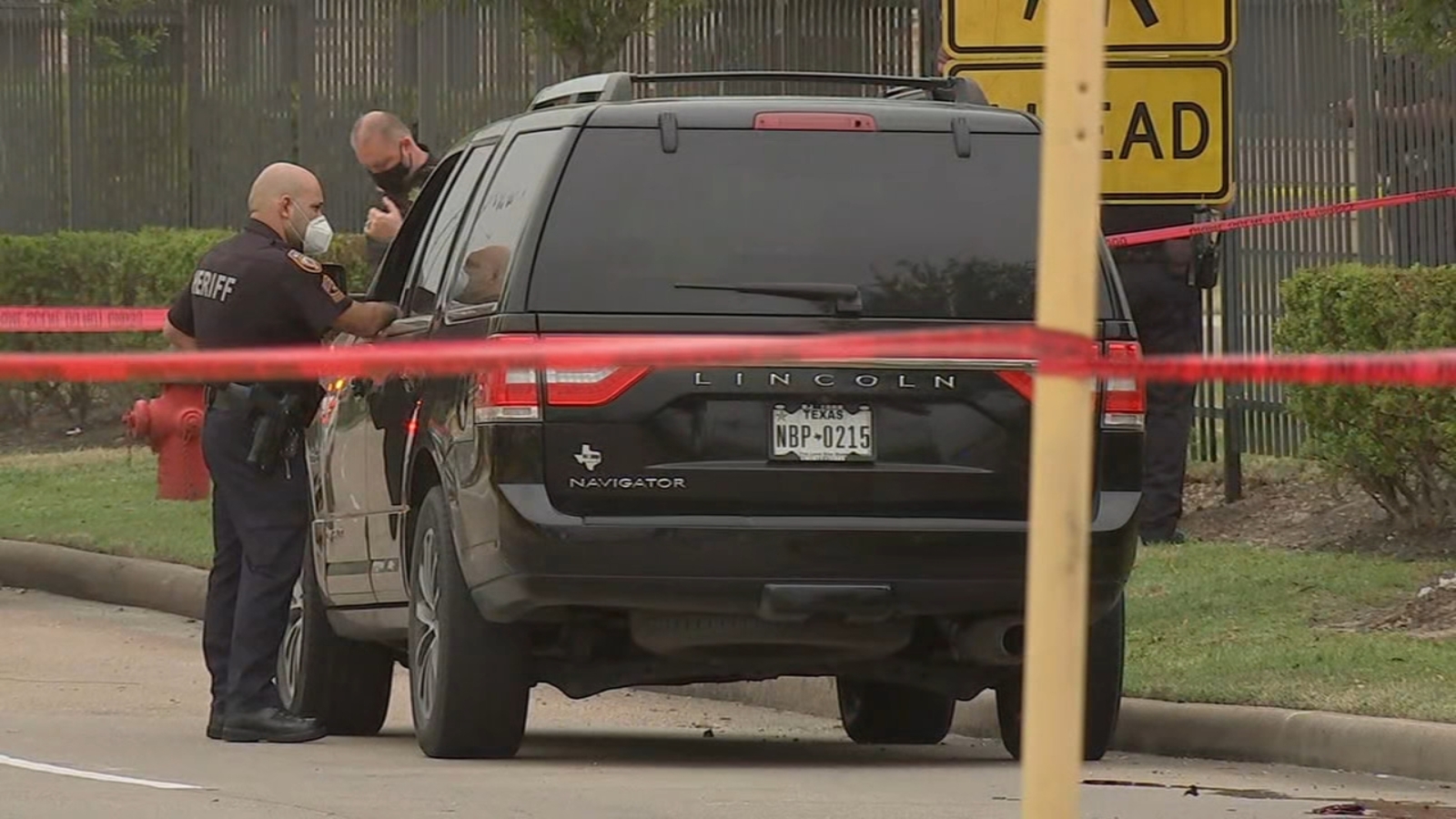 Man hit by car while trying to flee from deputies dies in hospital ...