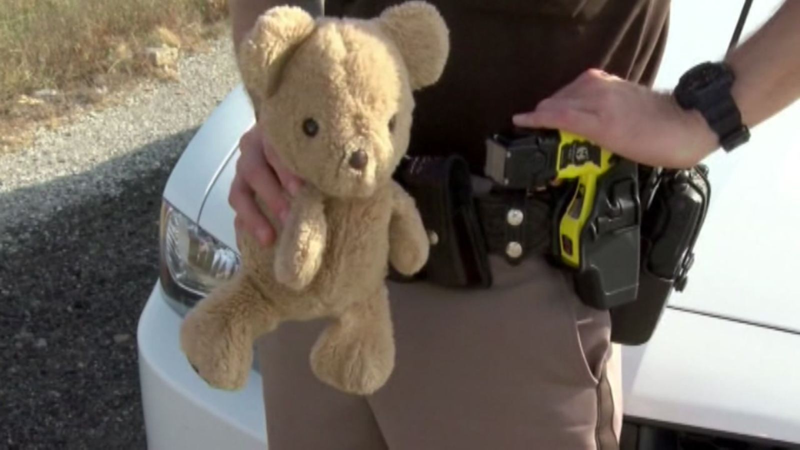 Indiana Deputy Helps Rescue Missing 5 Year Old S Teddy Bear Abc13 Houston Indiana Deputy Helps Rescue Missing 5 Year Old S Teddy Bear Abc13 Houston