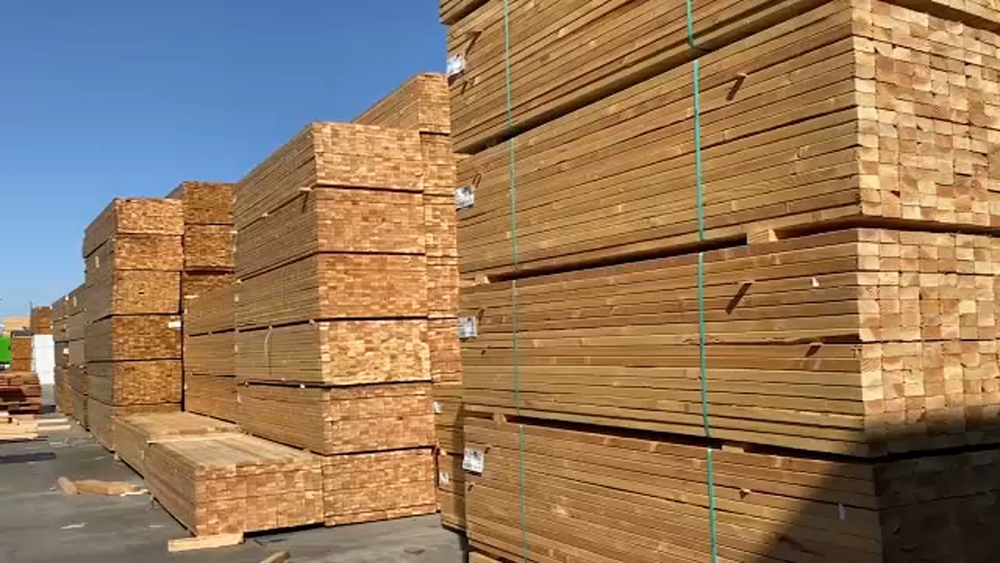 Price of lumber continues to skyrocket due in part to pandemic