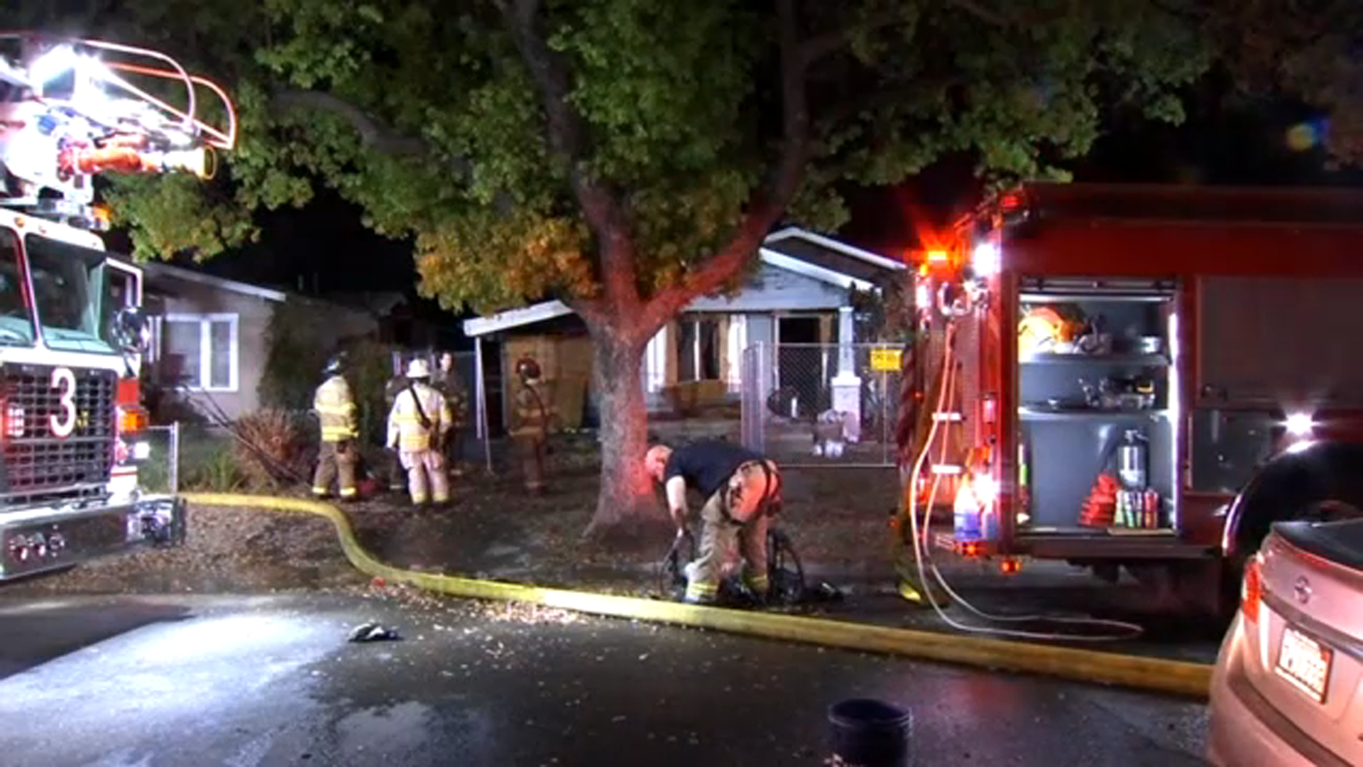 Large Fire Sparks At Central Fresno Home Abc30 Fresno