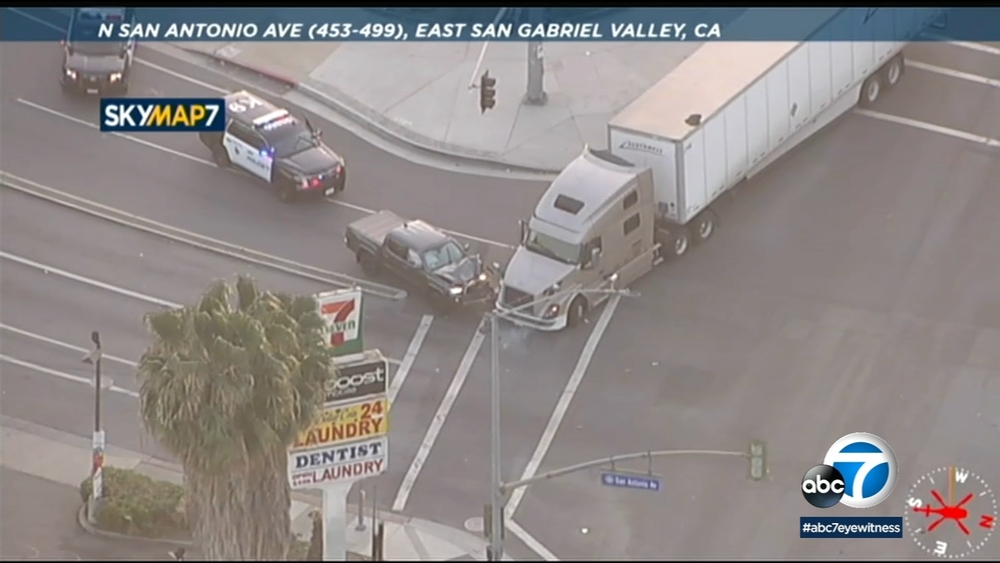 Chase of murder suspect ends in crash in Pomona