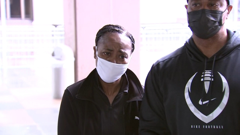 Lake Shore Drive Shooting Man Faces Gun Charge After Toddler Critically Wounded In South Loop Abc7 Chicago