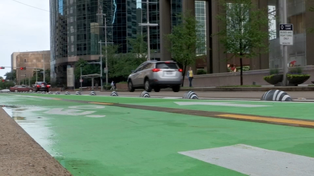 Parking in a bike lane can now get you a $100 ticket