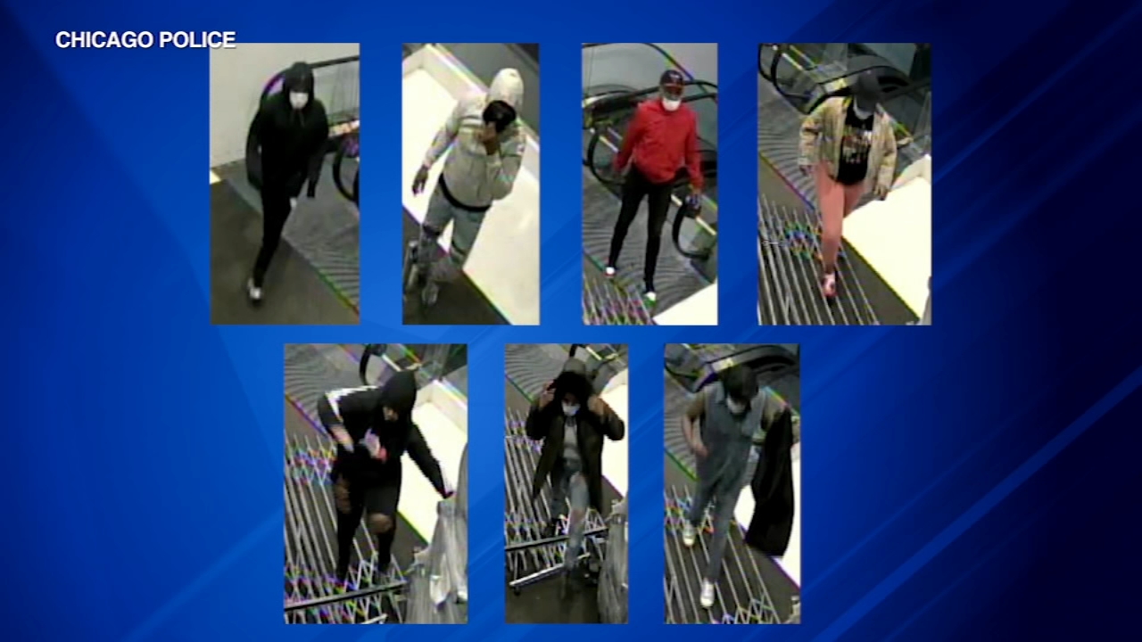 CPD release images of Mag Mile burglary suspects