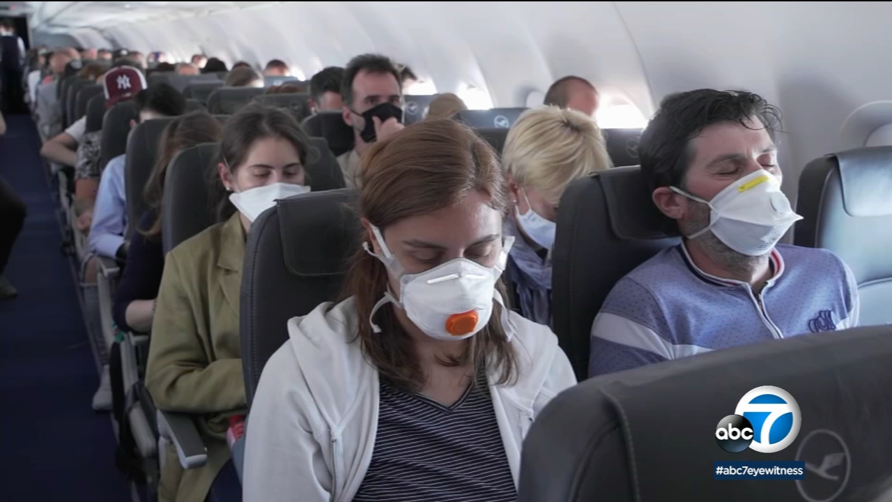 CDC study says keeping middle seats vacant on airplanes can reduce risk of COVID-19 exposure