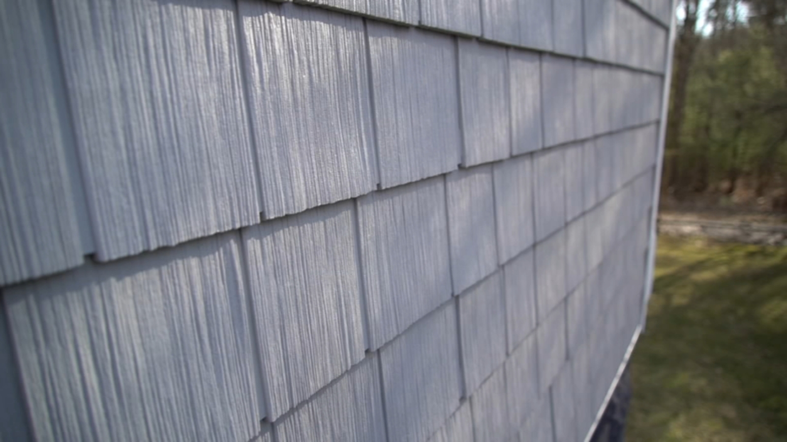 Consumer Reports' endurance tests determine the best vinyl siding