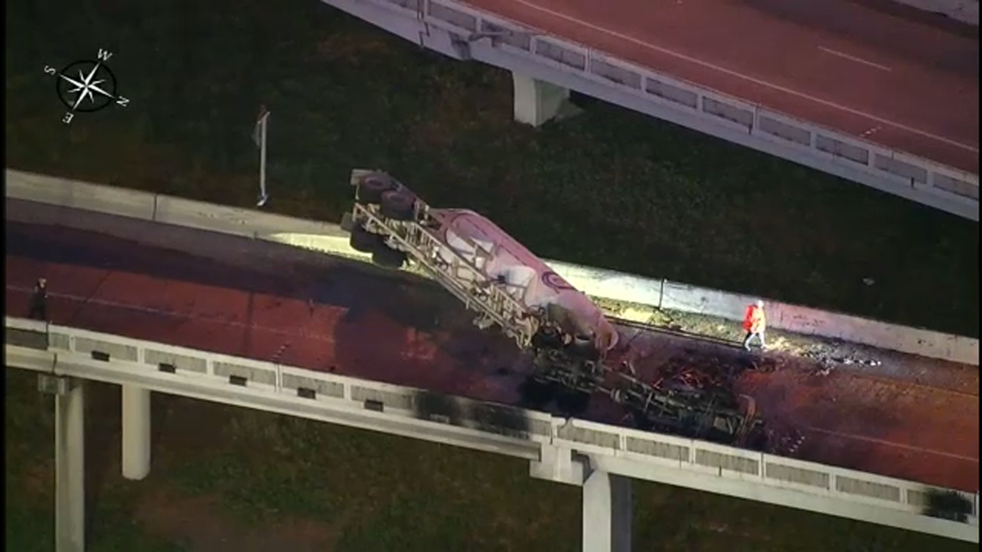 2 killed in separate fiery crashes overnight