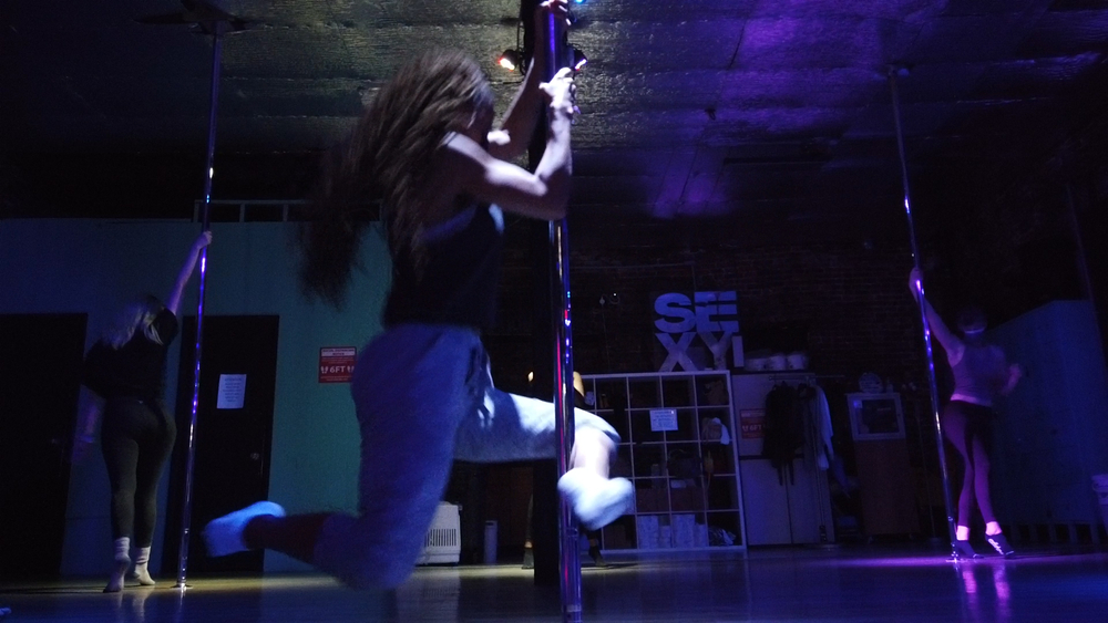 Flaunt Fitness' pole dancing classes help women find their fit, confidence 